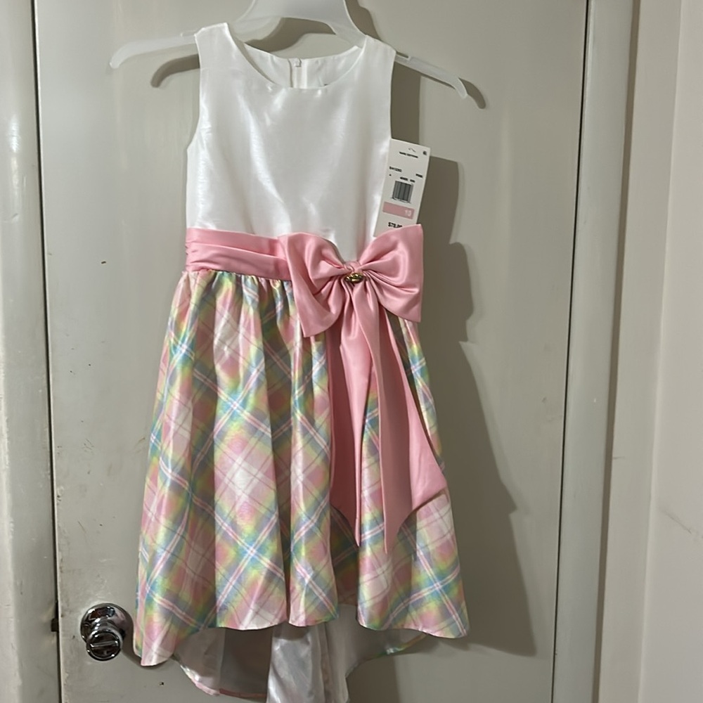 NWT Rare Editions fit-and-flare sleeveless girls dress for special occasions.